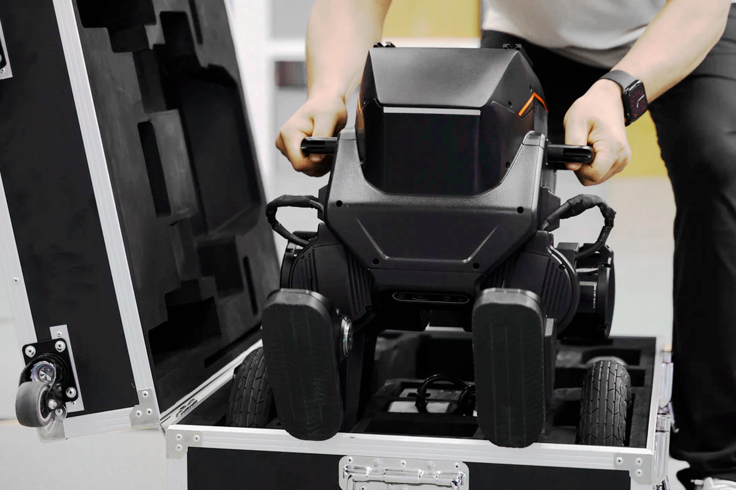 WLKATA BRAVE Edu Kit - Biped Robot Sim2Real Multi-modal RGBD Camera SDK Reinforcement Learning